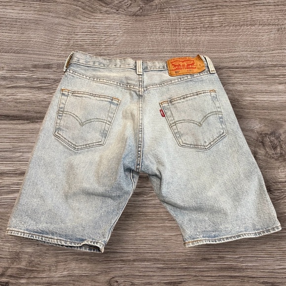 Signature by Levi Strauss Blue Denim Jean Shorts with Vintage Distressing - Picture 2 of 5